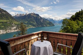 Hotel und Naturhaus Bellevue