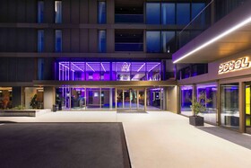 Yotel Geneva Lake