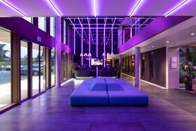 Yotel Geneva Lake