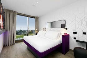 Yotel Geneva Lake
