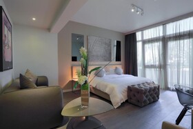 Chez Maman Boutique-Hotel & Restaurant