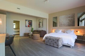 Chez Maman Boutique-Hotel & Restaurant