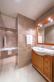 Hotel Century Genève