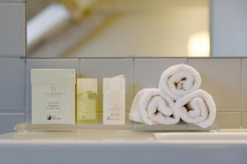 International & Terminus