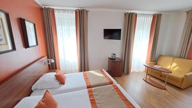 International & Terminus