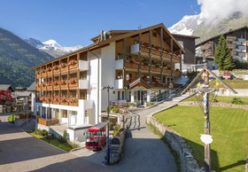 Artemis Easy Stay Hotel