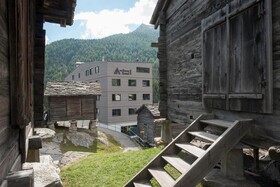 Wellness Hostel 4000