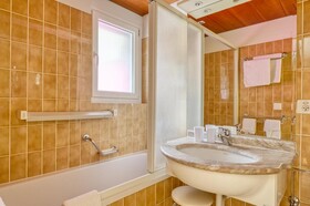 Hotel & Solebad Arca