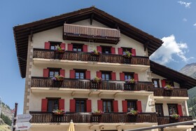 Hotel Bahnhof Zermatt