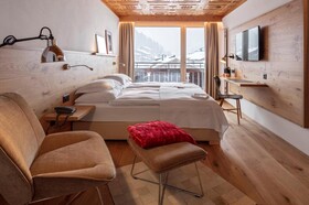 Swiss Alpine Hotel Allalin