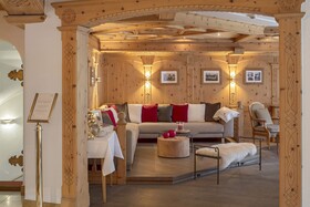 Swiss Alpine Hotel Allalin