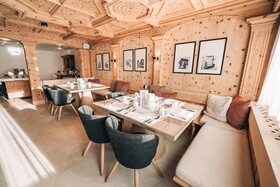 Swiss Alpine Hotel Allalin