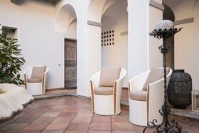 Seven Boutique Hotel