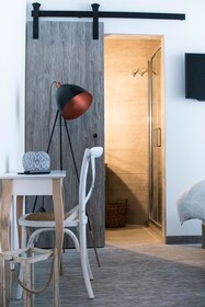 Seven Boutique Hotel