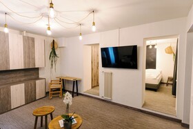 Seven Boutique Hotel