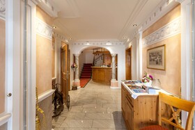 Hotel Weisses Rössli Brunnen