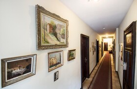 International au Lac