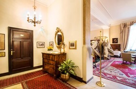 International au Lac