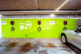 International au Lac