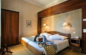 International au Lac