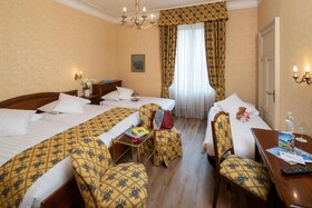 International au Lac