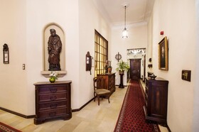 International au Lac