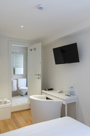 Lac Hotel