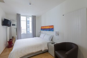 Lac Hotel