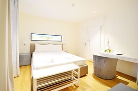 Lac Hotel