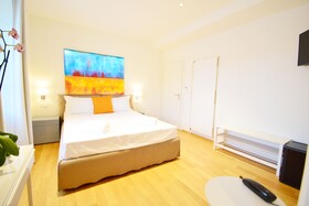 Lac Hotel