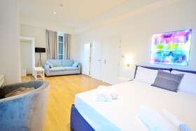 Lac Hotel