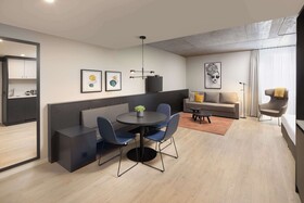 Radisson Hotel & Suites Zurich