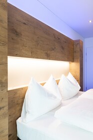 Jet Hotel Zurich Airport