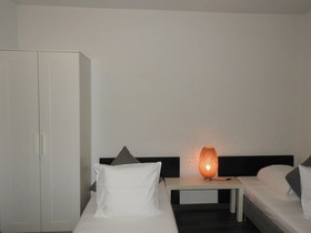 INSIDE FIVE City Apartments