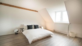 Löwenplatz Apartment near Station by Airhome
