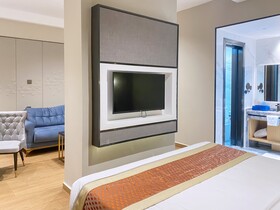 Fm Hotels