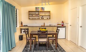 Coral Sands Apartments