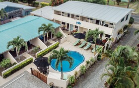 Coral Sands Apartments