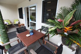 Coral Sands Apartments