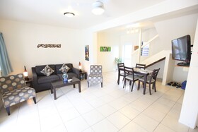 Coral Sands Apartments