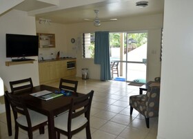 Coral Sands Apartments