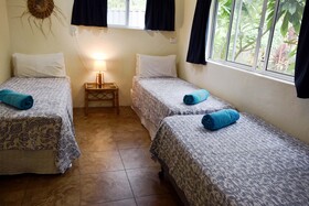 White House Apartments