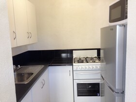 White House Apartments