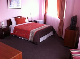 Hotel Barros Arana