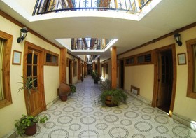 Hotel Cristóbal Colón