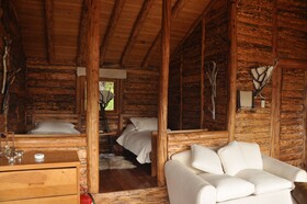 Mallin Colorado Ecolodge