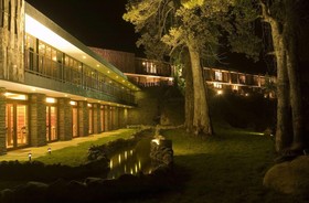 Arrebol Patagonia Hotel
