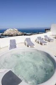 MR. Mar Suites