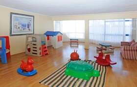 MR. Mar Suites