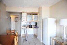 MR. Mar Suites